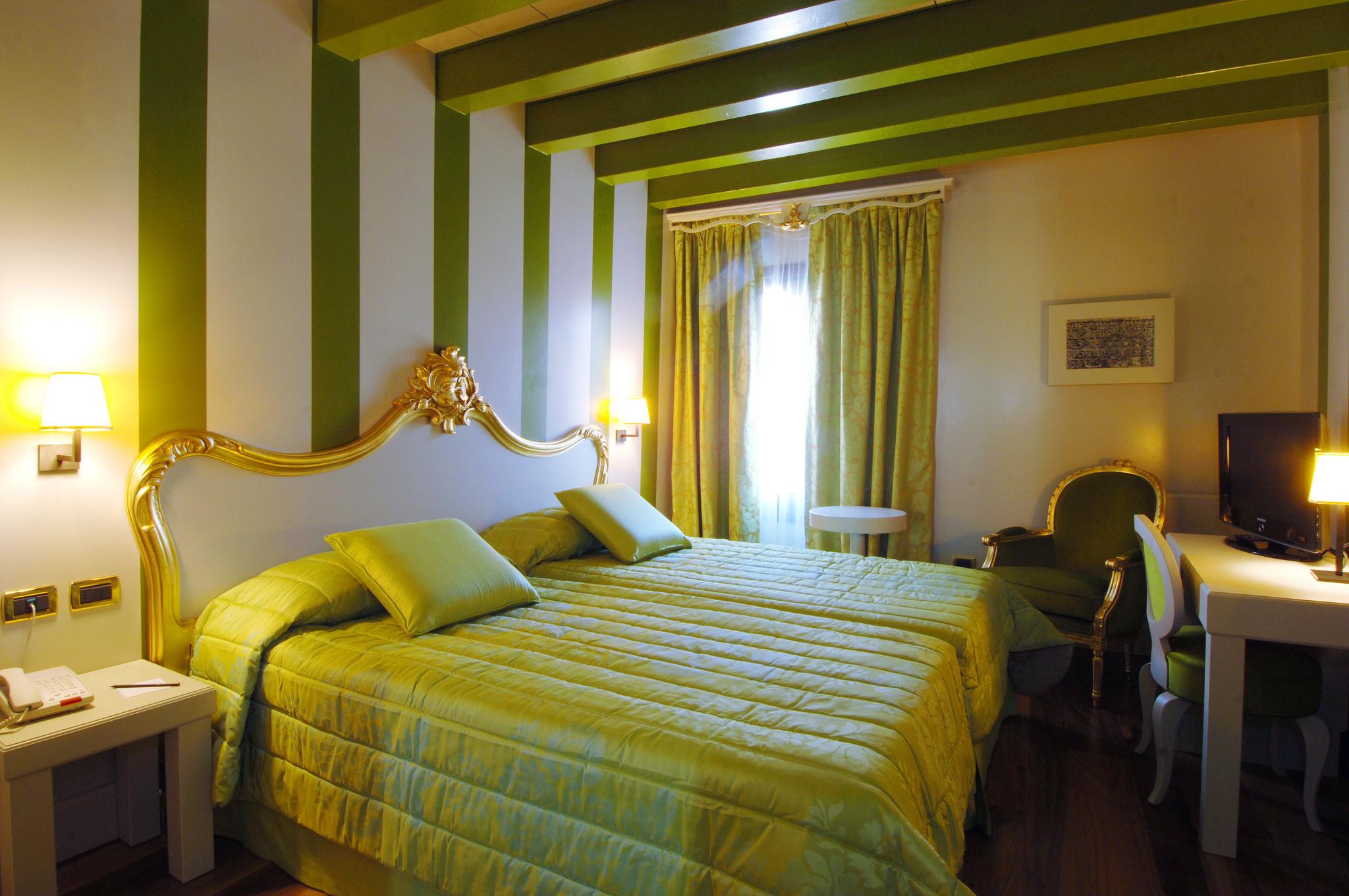 Hotel Ca' Zusto Venezia Bagian luar foto